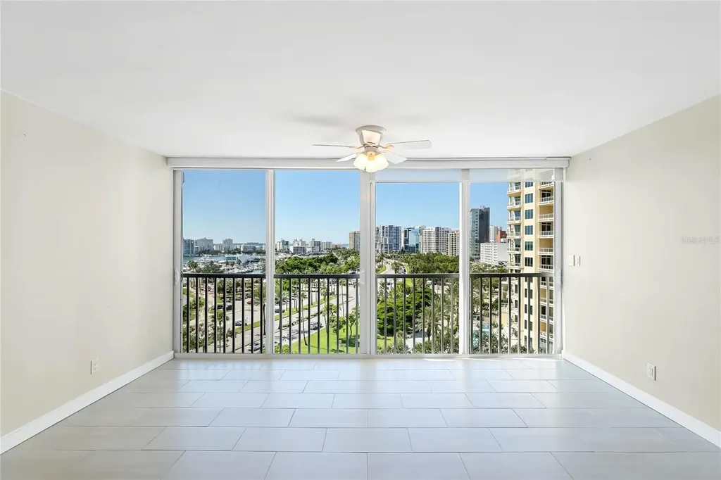 435 S Gulfstream Avenue Sarasota FL 34236