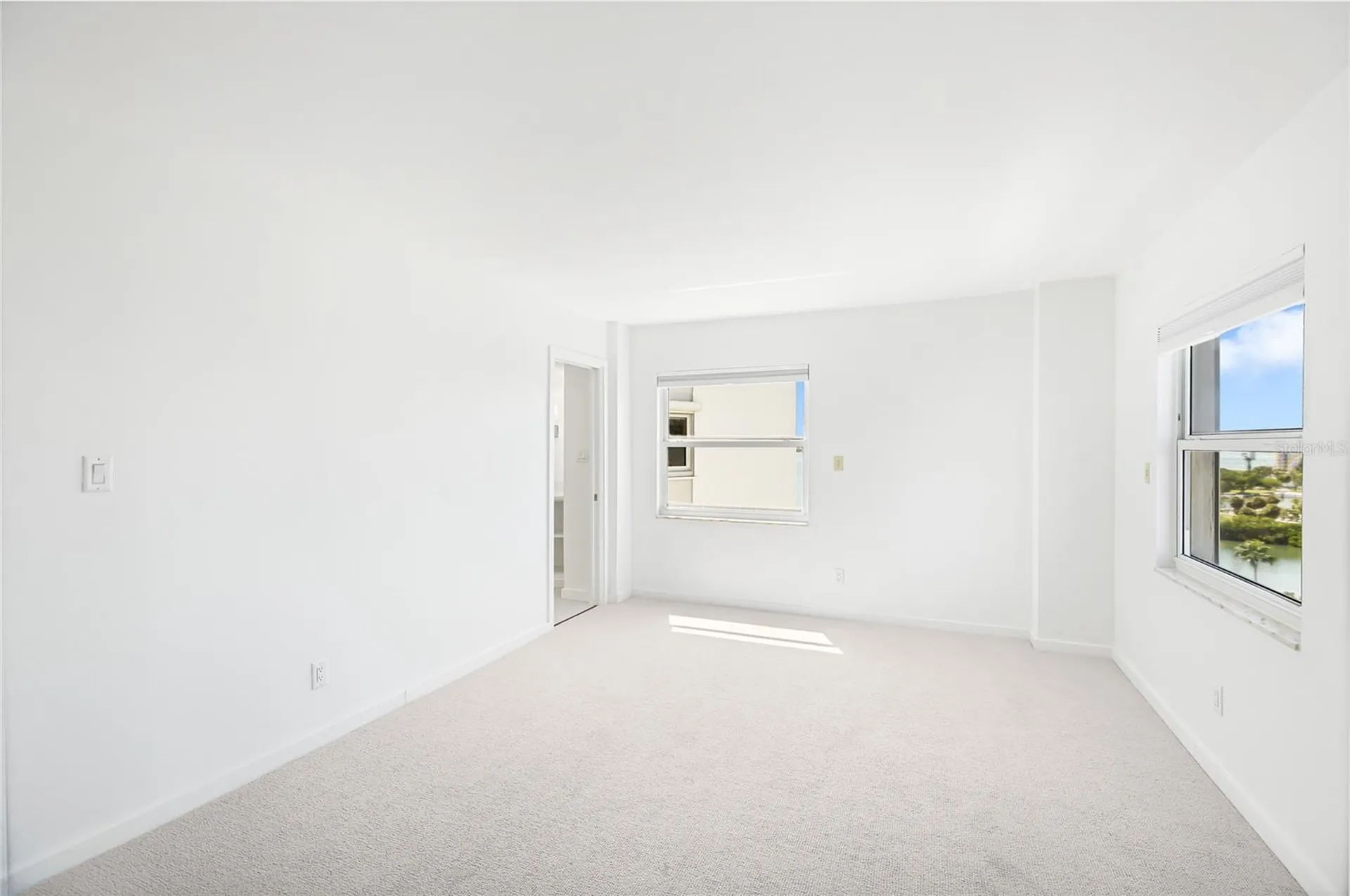 435 S Gulfstream Avenue Sarasota FL 34236