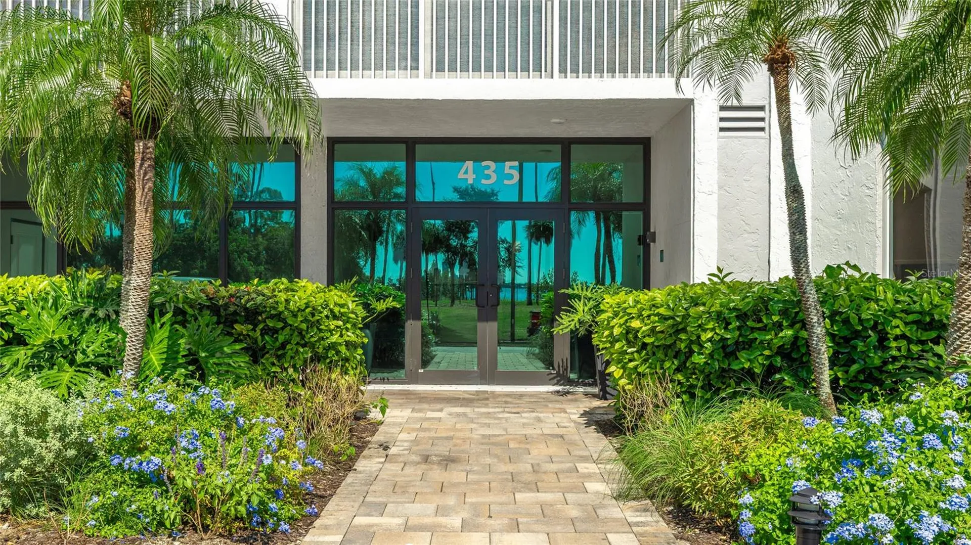 435 S Gulfstream Avenue Sarasota FL 34236