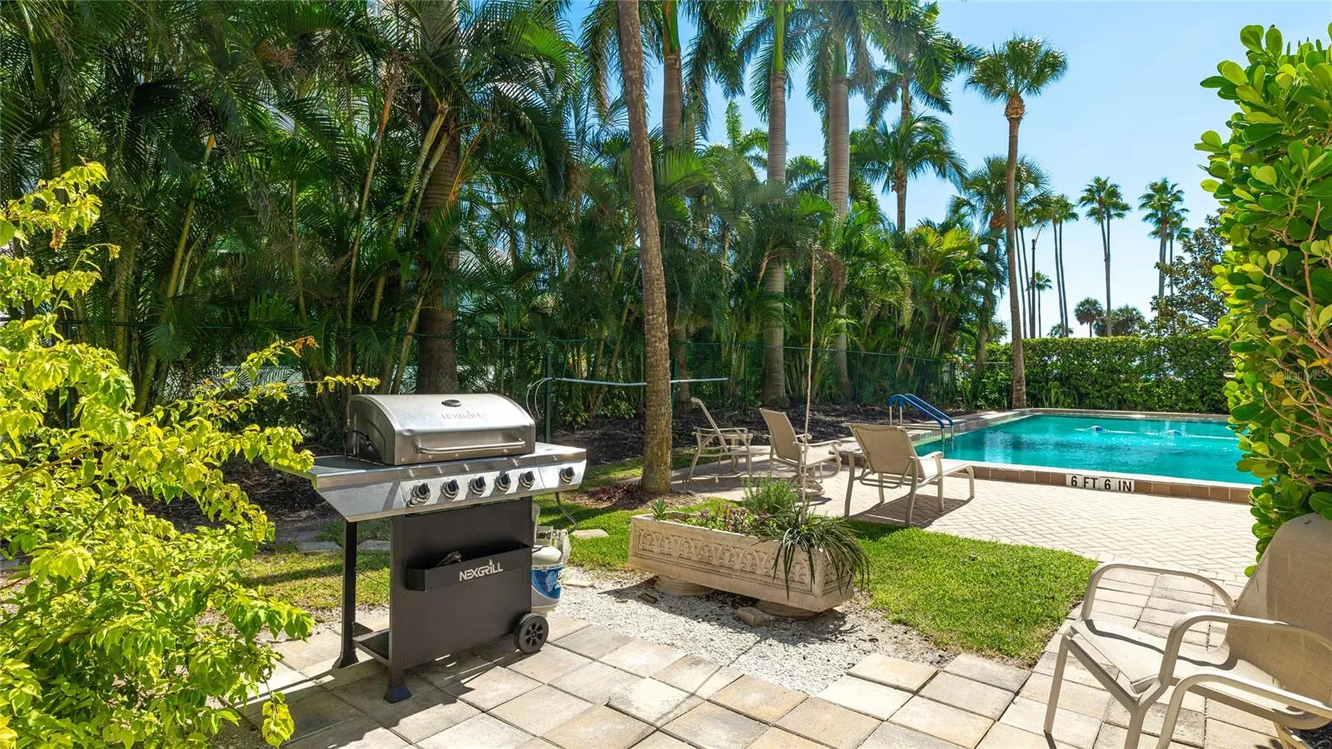 435 S Gulfstream Avenue Sarasota FL 34236