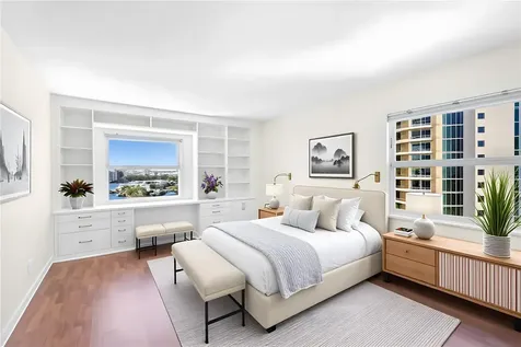 435 S Gulfstream Avenue Sarasota FL 34236