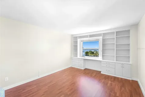 435 S Gulfstream Avenue Sarasota FL 34236