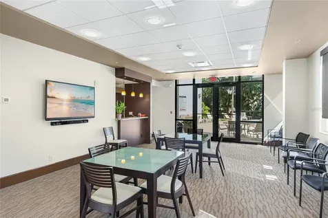 435 S Gulfstream Avenue Sarasota FL 34236