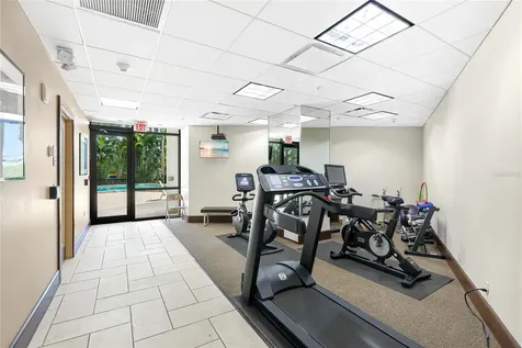 435 S Gulfstream Avenue Sarasota FL 34236