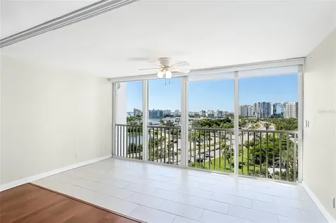 435 S Gulfstream Avenue Sarasota FL 34236