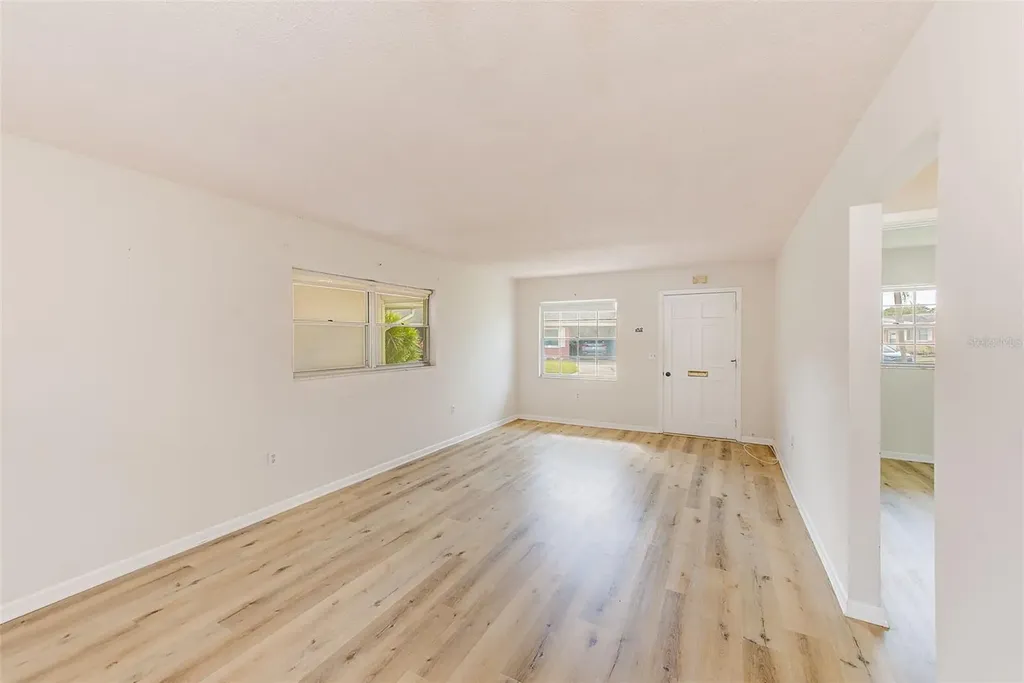 4995 Trillium Court N Pinellas Park FL 33782