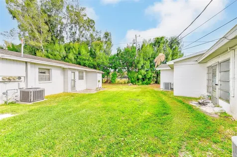 4995 Trillium Court N Pinellas Park FL 33782