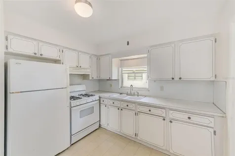 4995 Trillium Court N Pinellas Park FL 33782