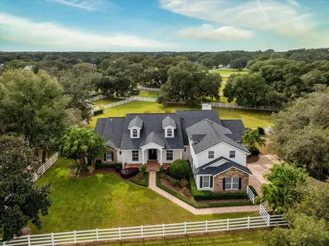 401 Kentucky Blue Circle Apopka FL 32712