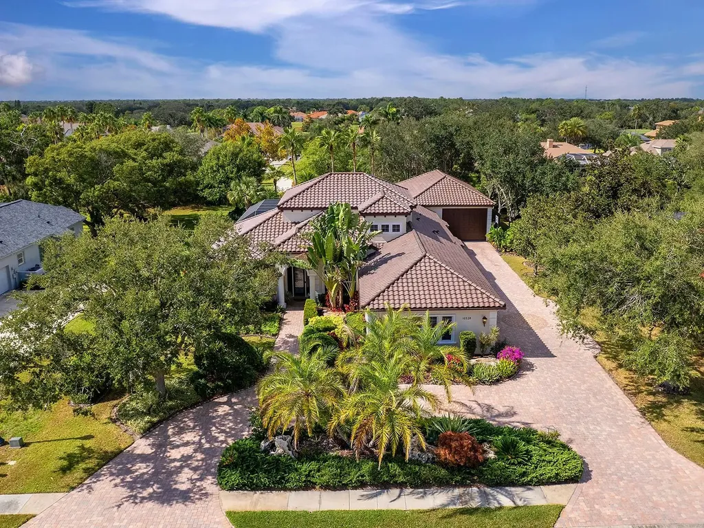 10528 Cheval Place Lakewood Ranch FL 34202
