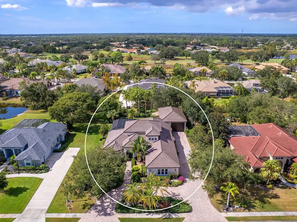 10528 Cheval Place Lakewood Ranch FL 34202