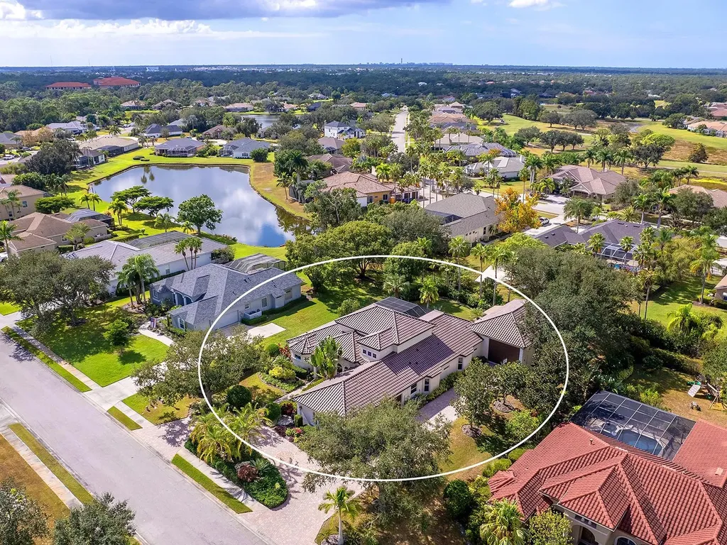 10528 Cheval Place Lakewood Ranch FL 34202
