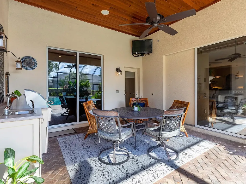 10528 Cheval Place Lakewood Ranch FL 34202