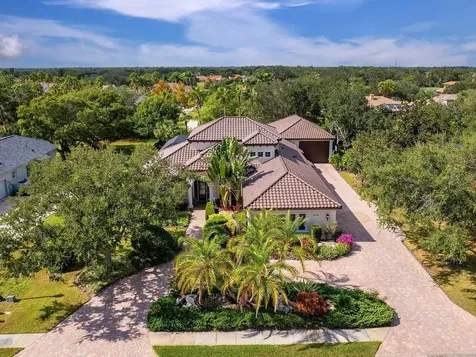 10528 Cheval Place Lakewood Ranch FL 34202