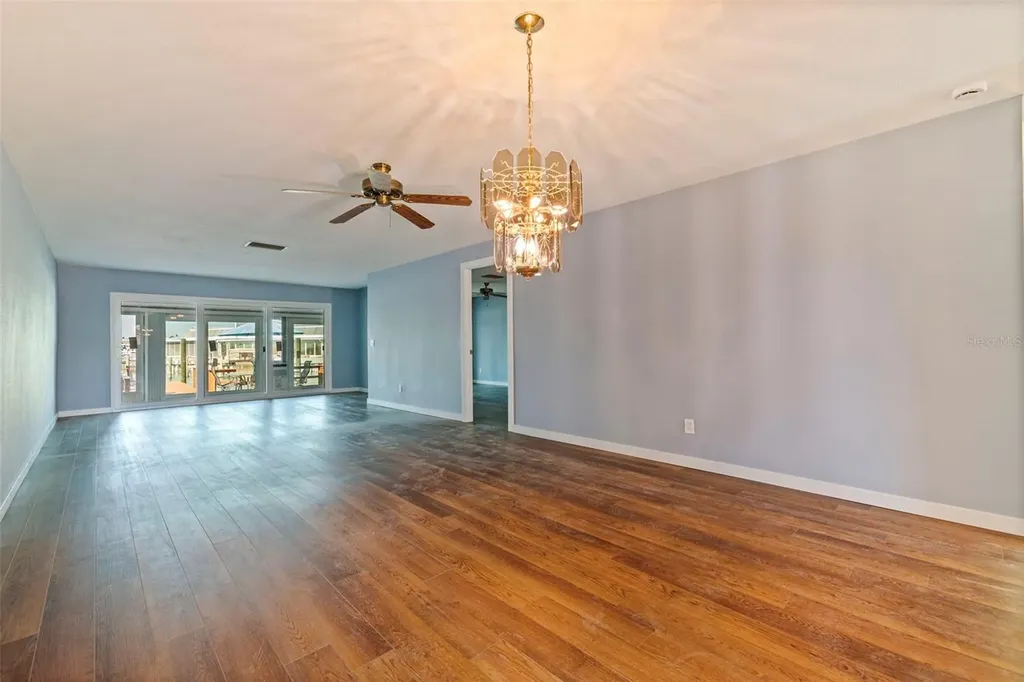 409 Boca Ciega Point Boulevard S St Petersburg FL 33708