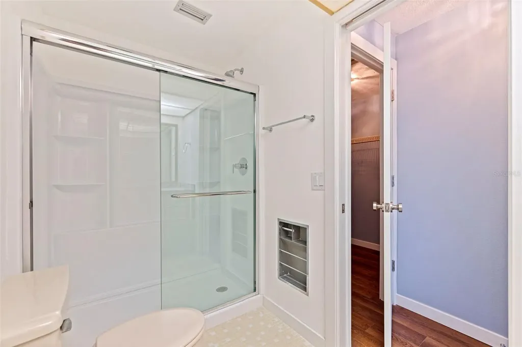 409 Boca Ciega Point Boulevard S St Petersburg FL 33708