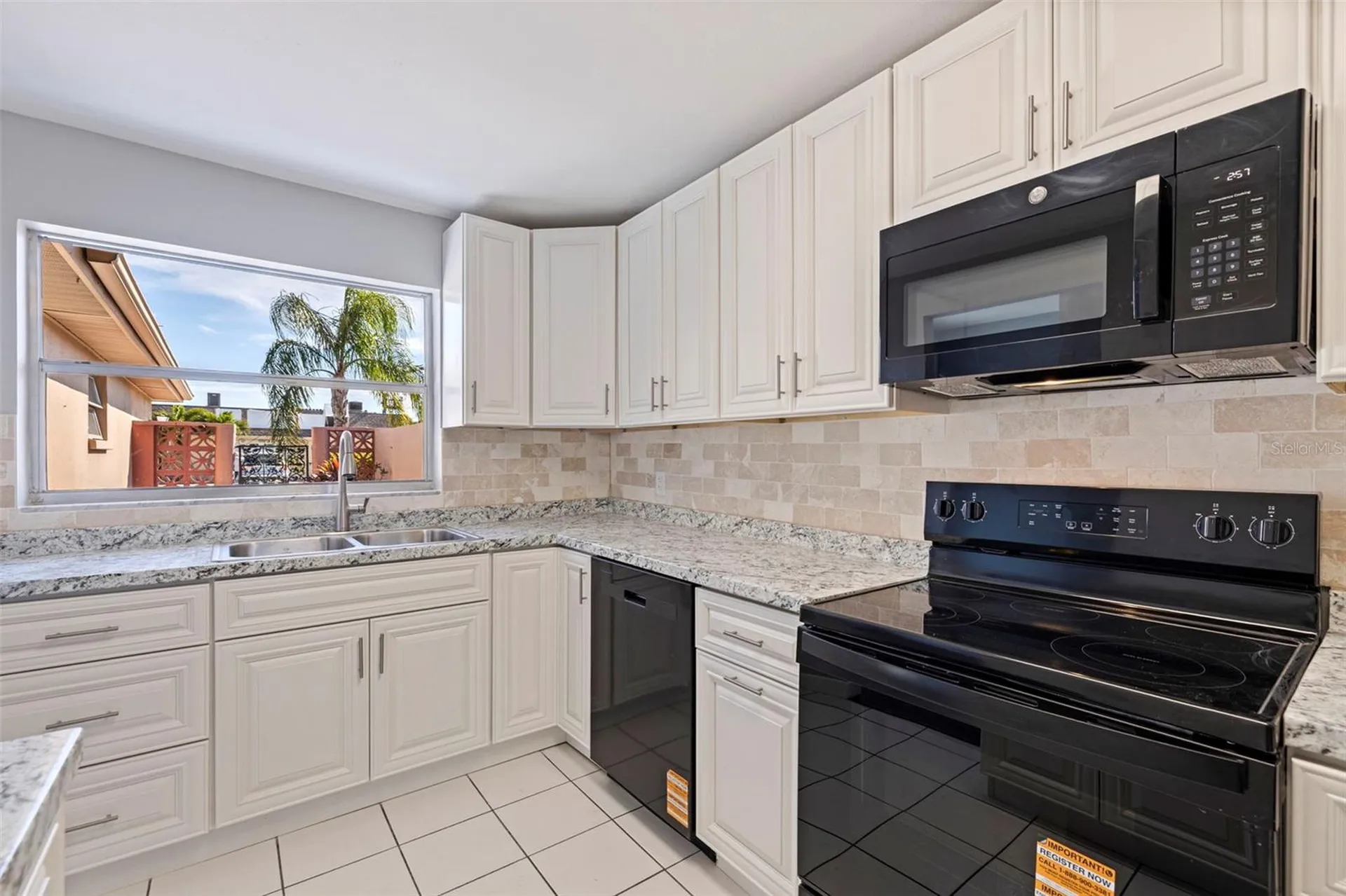409 Boca Ciega Point Boulevard S St Petersburg FL 33708