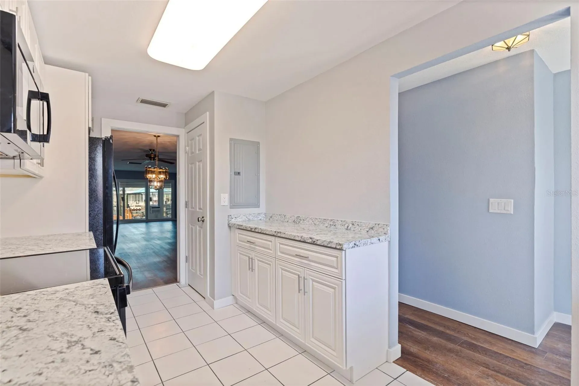 409 Boca Ciega Point Boulevard S St Petersburg FL 33708