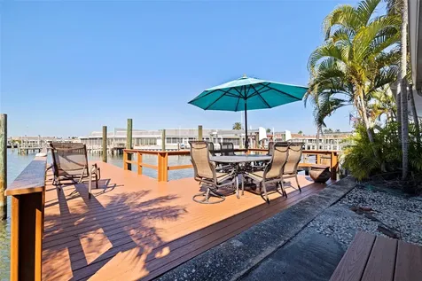 409 Boca Ciega Point Boulevard S St Petersburg FL 33708