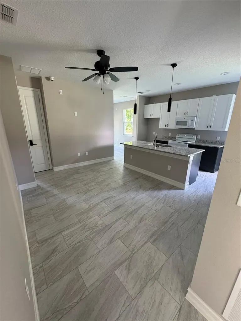 5238 2nd Street Orlando FL 32810