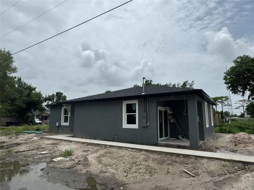 5238 2nd Street Orlando FL 32810