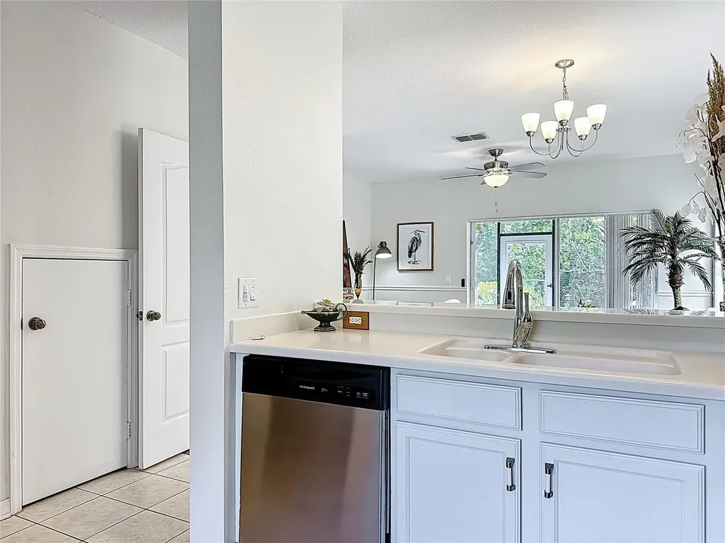 10300 Manderley Way Orlando FL 32829