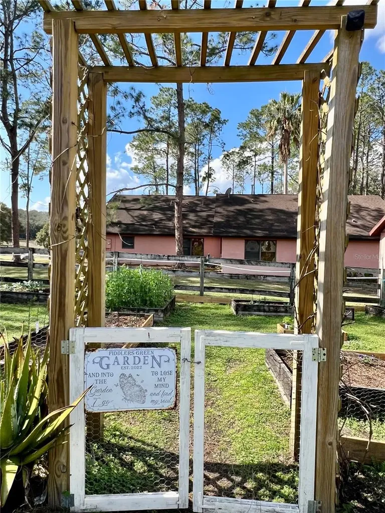 42645 W Altoona Road Altoona FL 32702