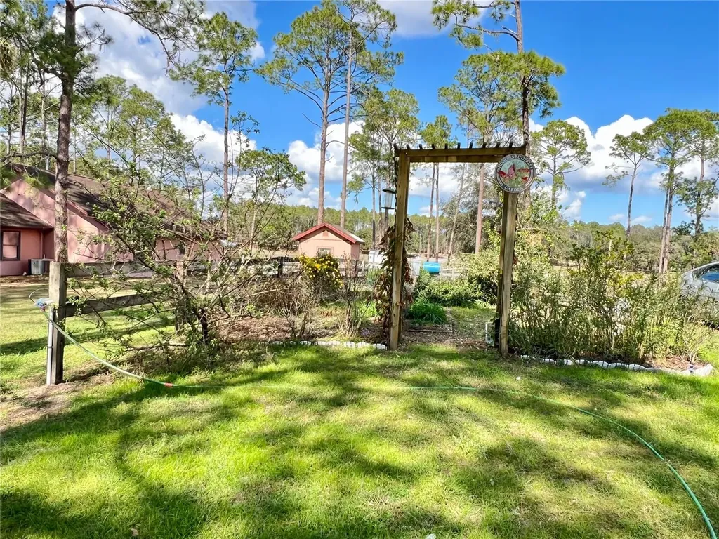 42645 W Altoona Road Altoona FL 32702