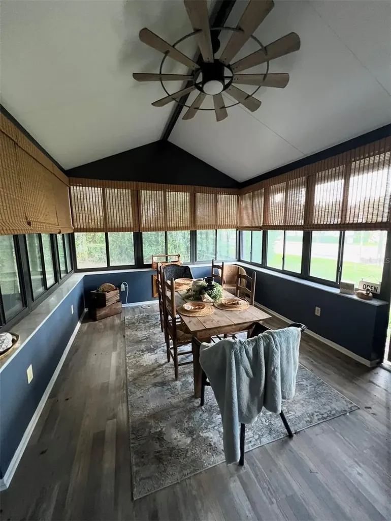 3887 E C-466 Road Oxford FL 34484