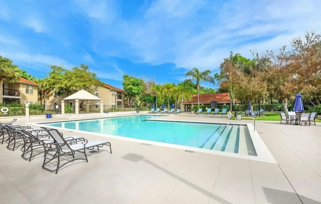 4036 Crockers Lake Boulevard Sarasota FL 34238