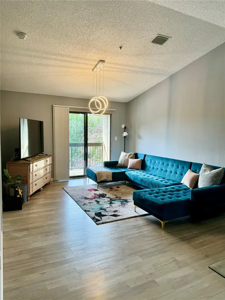 4036 Crockers Lake Boulevard Sarasota FL 34238