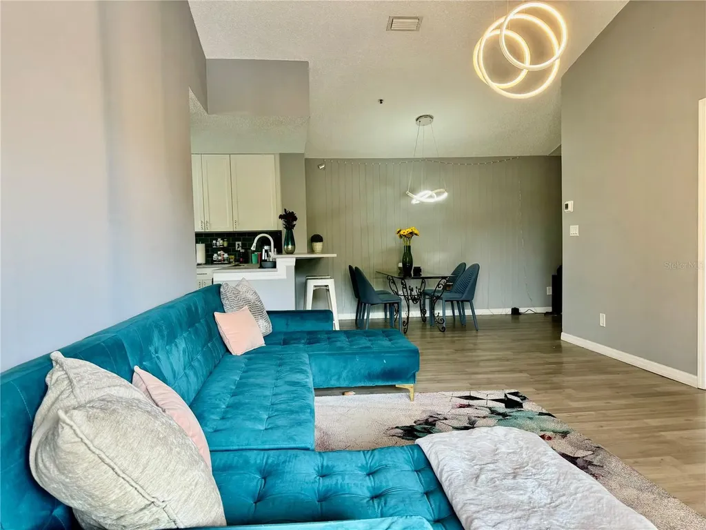 4036 Crockers Lake Boulevard Sarasota FL 34238