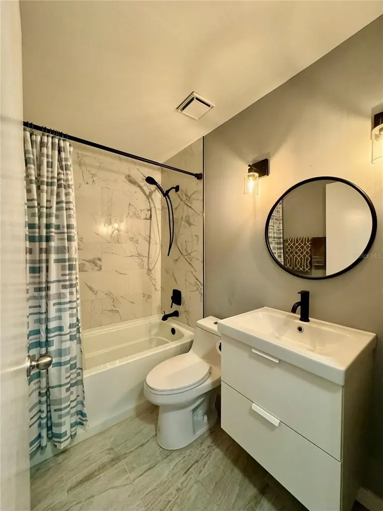 4036 Crockers Lake Boulevard Sarasota FL 34238