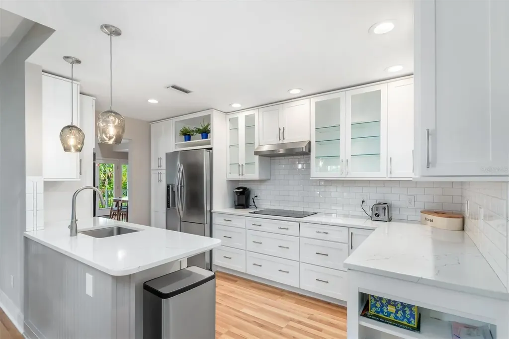 1231 S Orange Avenue Sarasota FL 34239