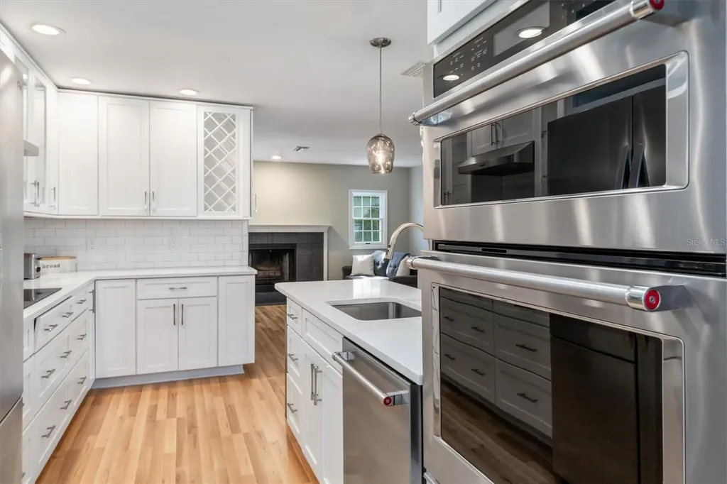 1231 S Orange Avenue Sarasota FL 34239