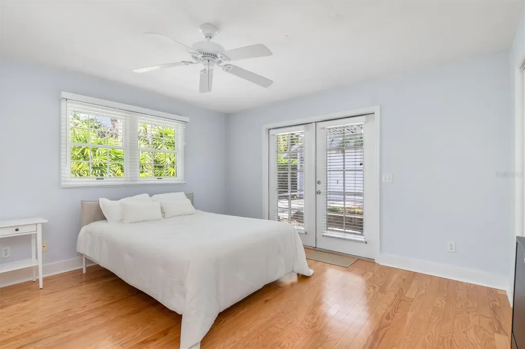 1231 S Orange Avenue Sarasota FL 34239