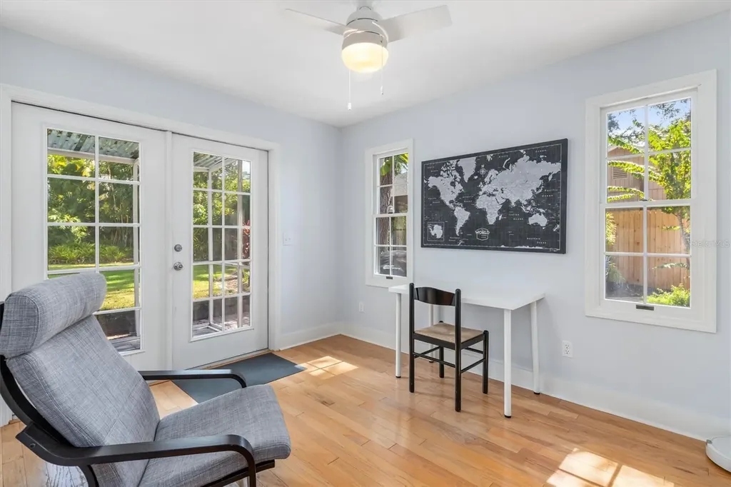 1231 S Orange Avenue Sarasota FL 34239