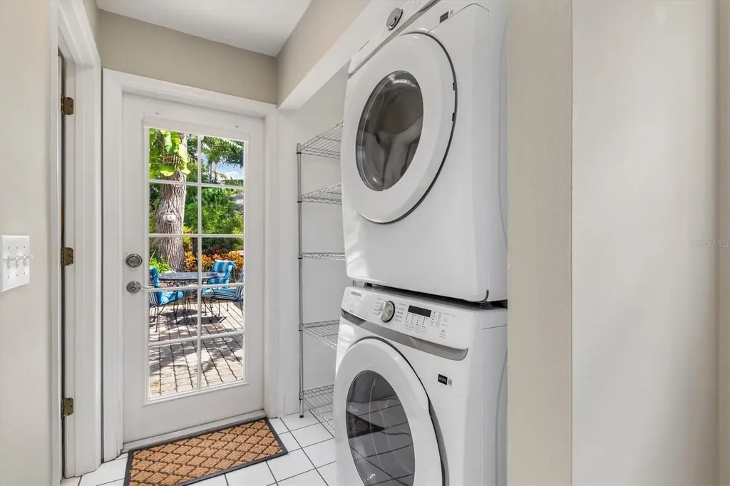 1231 S Orange Avenue Sarasota FL 34239