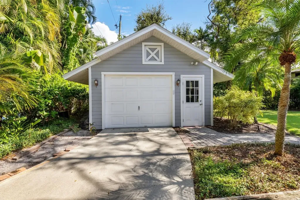1231 S Orange Avenue Sarasota FL 34239