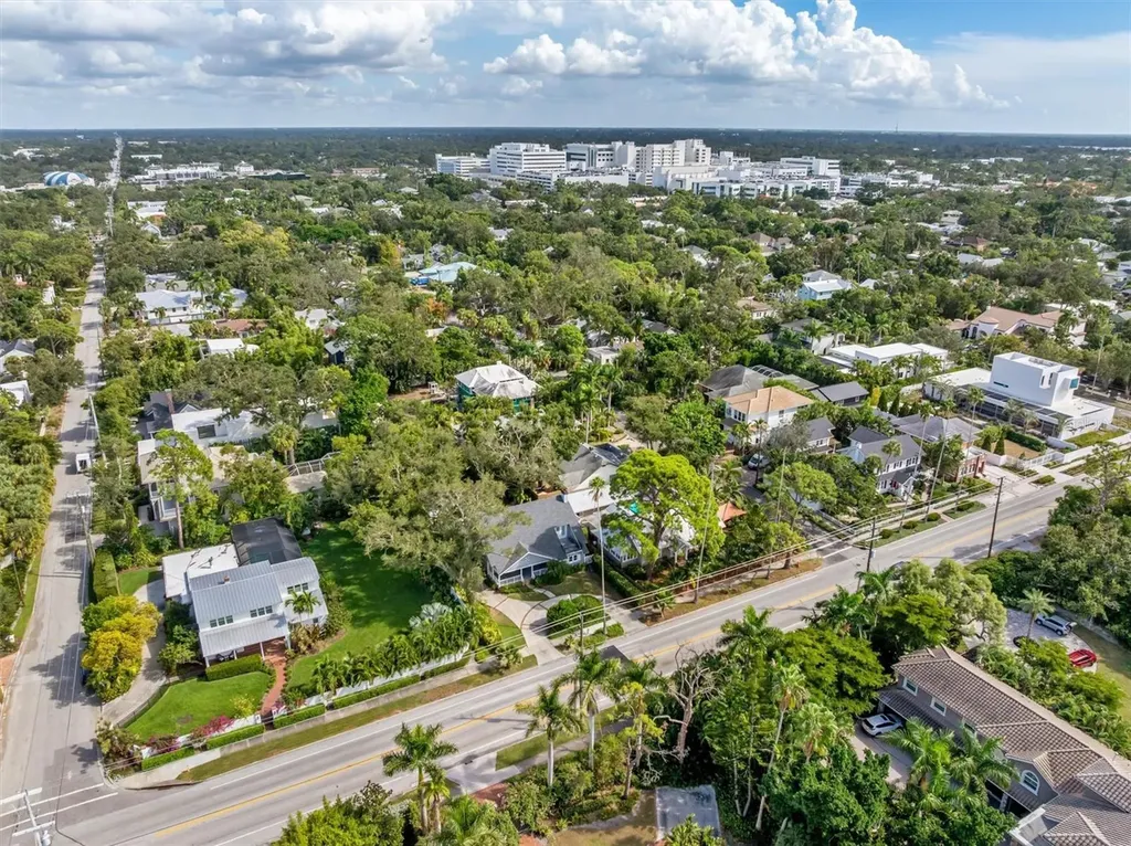 1231 S Orange Avenue Sarasota FL 34239