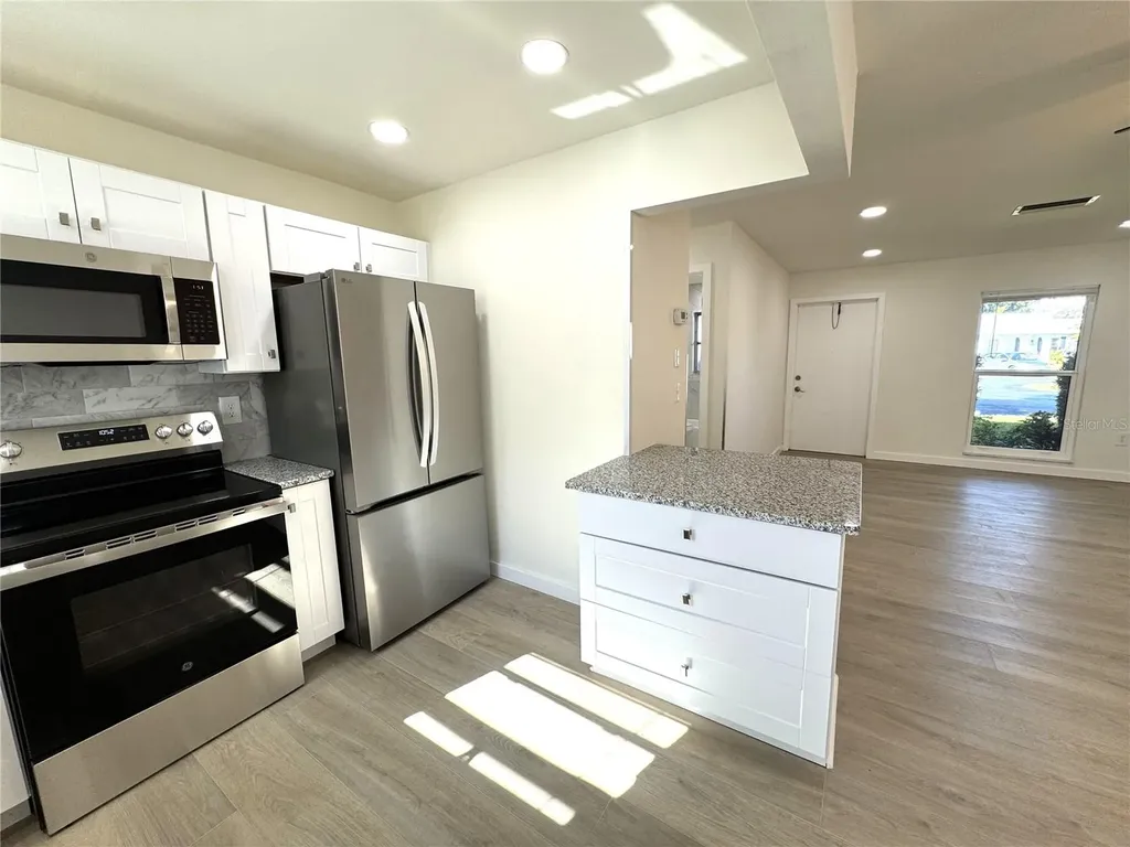 3813 42nd Street W Bradenton FL 34205