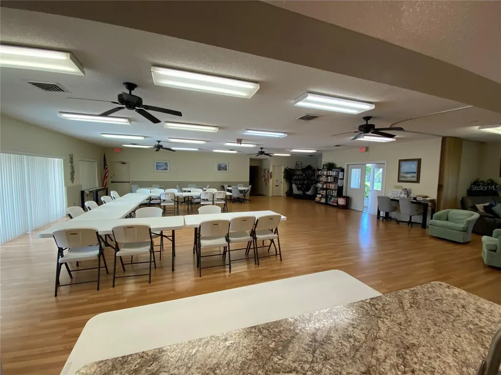 3813 42nd Street W Bradenton FL 34205