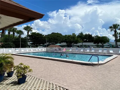 3813 42nd Street W Bradenton FL 34205