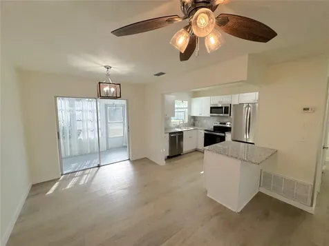 3813 42nd Street W Bradenton FL 34205