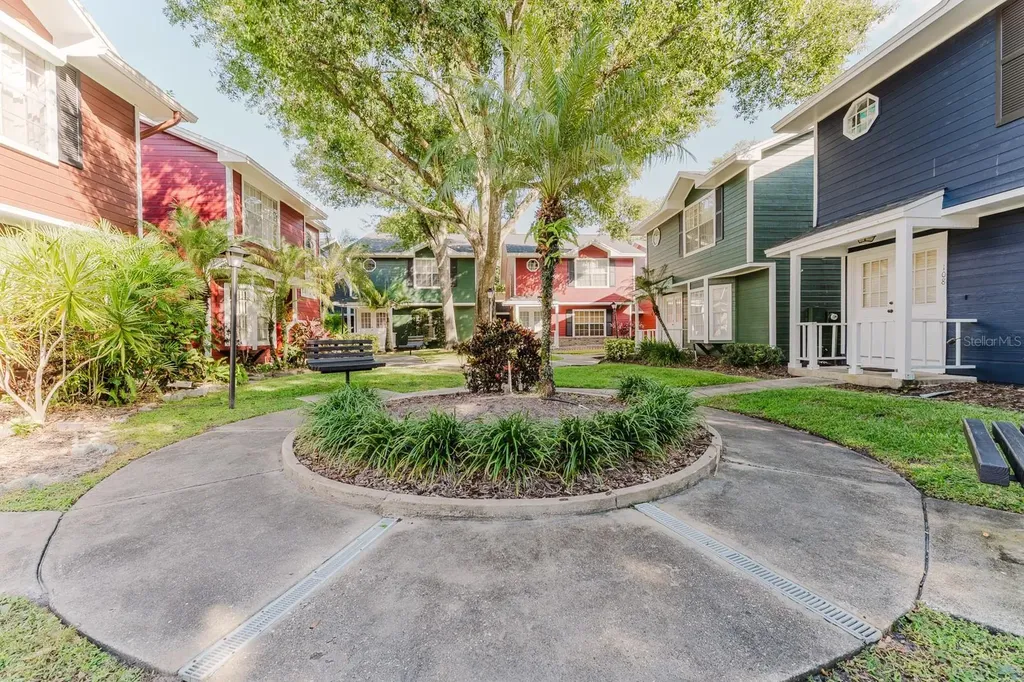 5990 Scotchwood Glen Orlando FL 32822