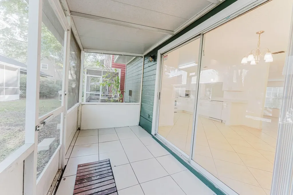 5990 Scotchwood Glen Orlando FL 32822