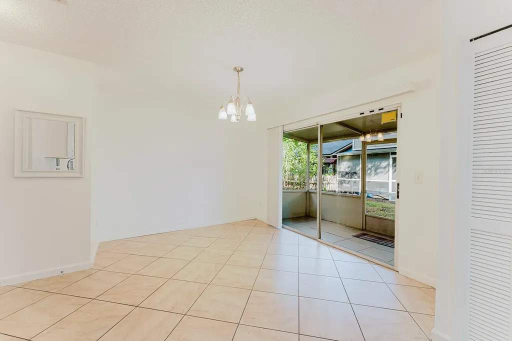 5990 Scotchwood Glen Orlando FL 32822