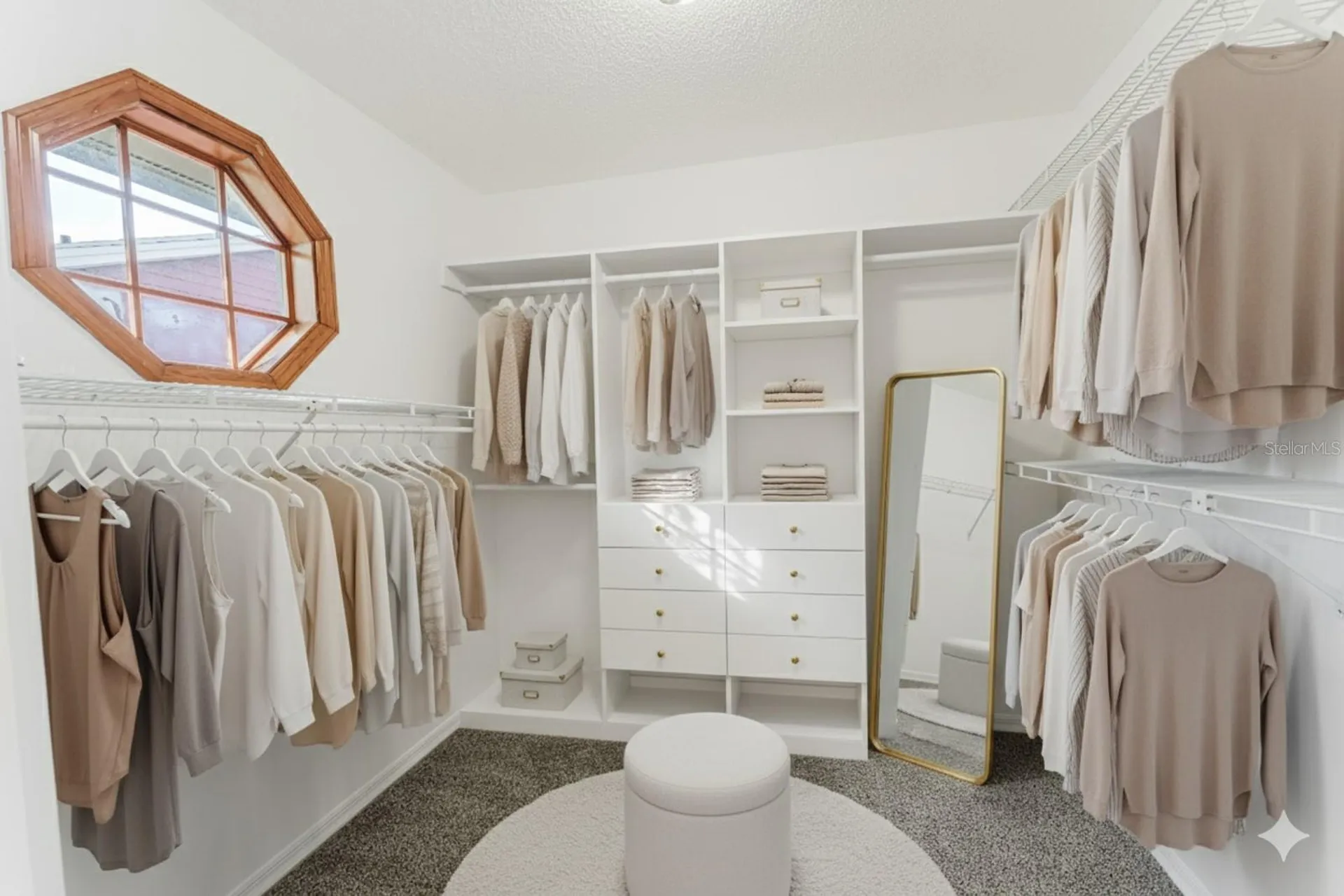 5990 Scotchwood Glen Orlando FL 32822