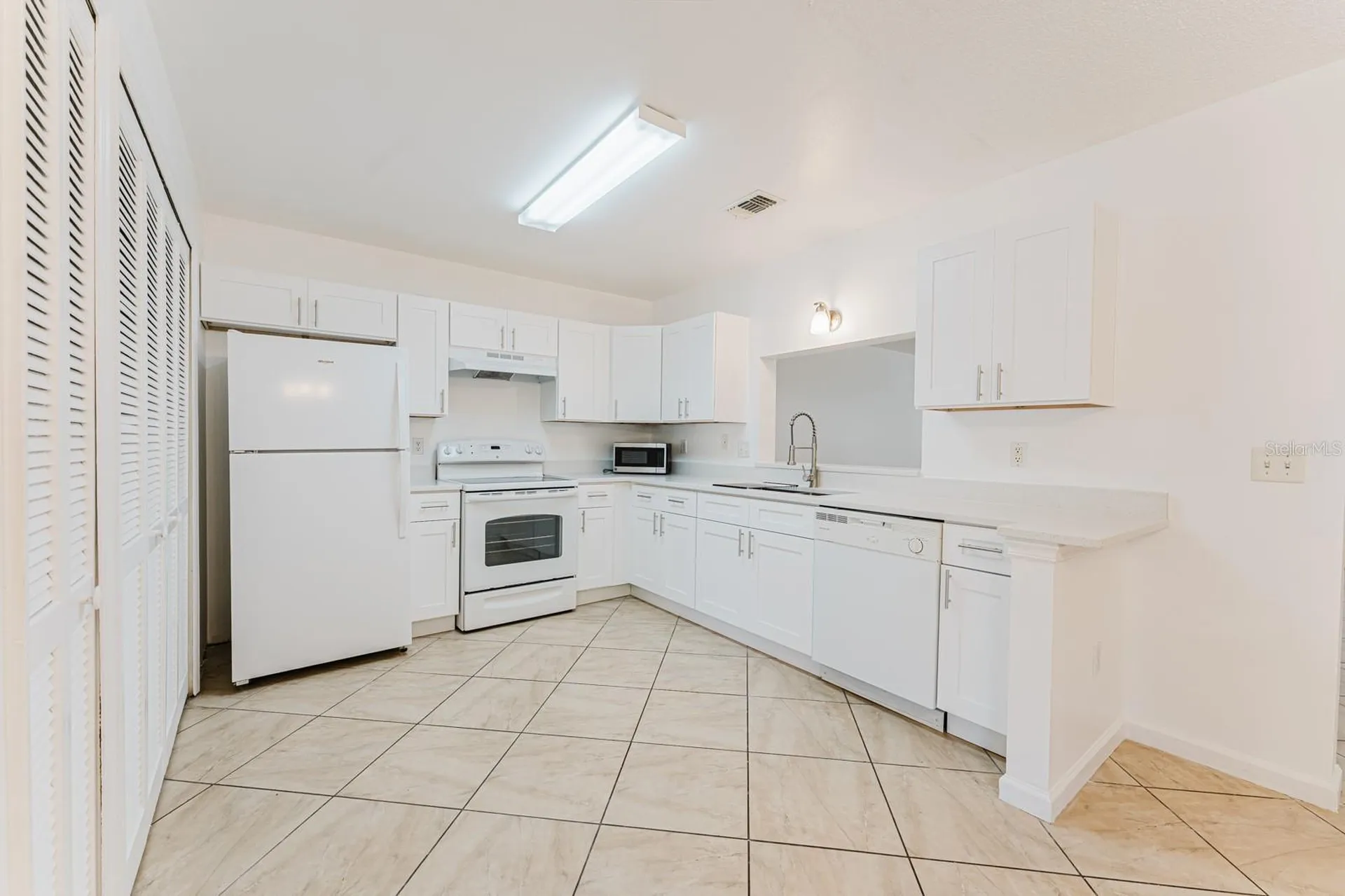 5990 Scotchwood Glen Orlando FL 32822