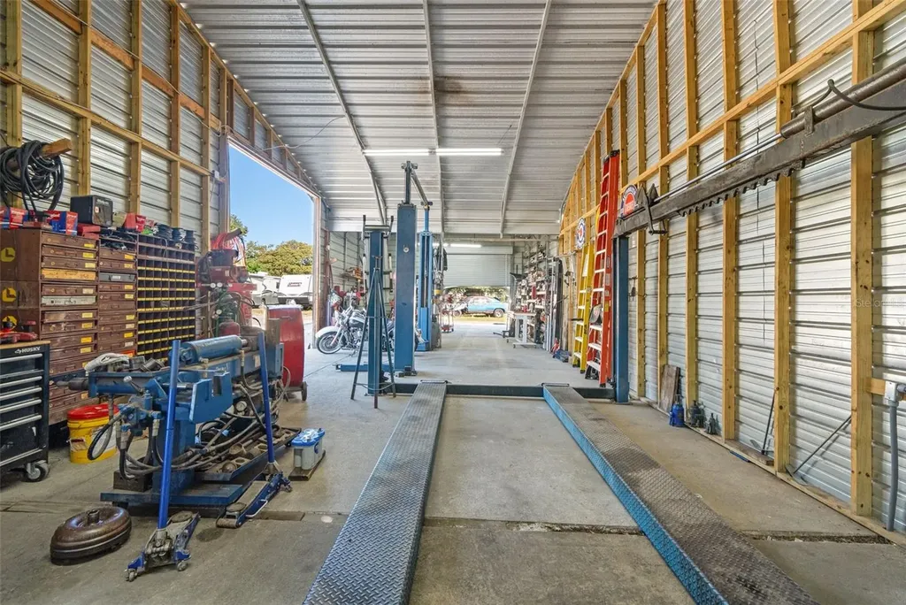 9539 State Road 52 Hudson FL 34669